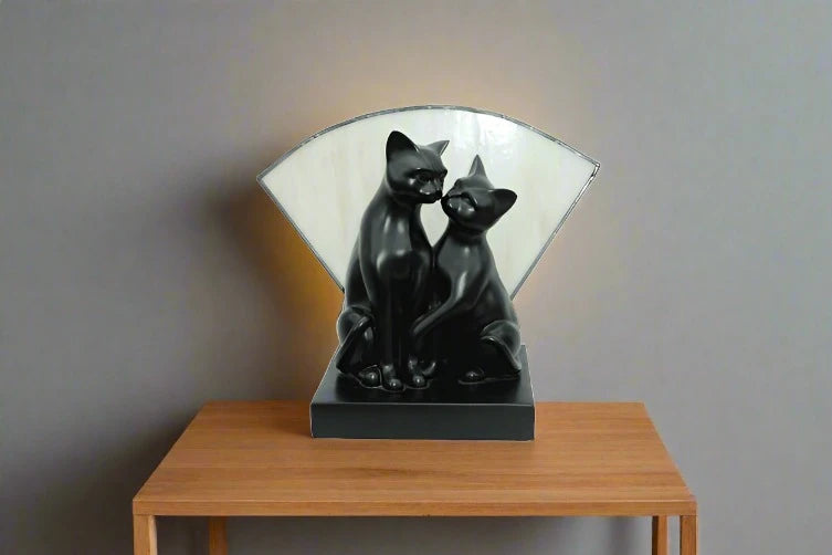 Art Deco - Kissing Cats Table Lamp