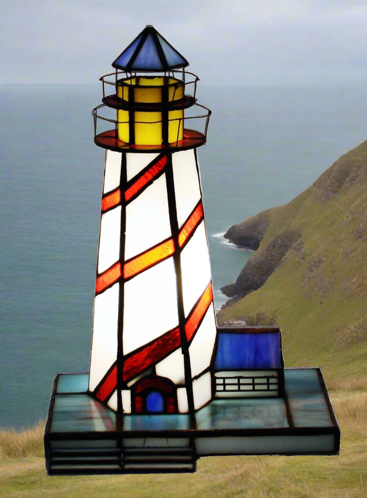 Lighthouse table lamp